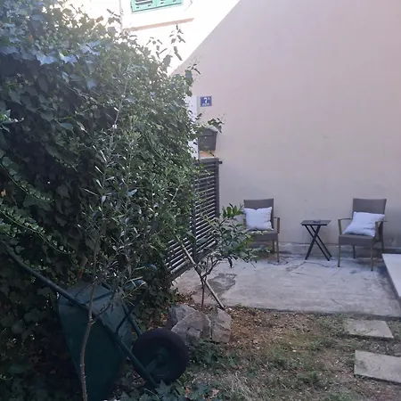 Dota Apartman